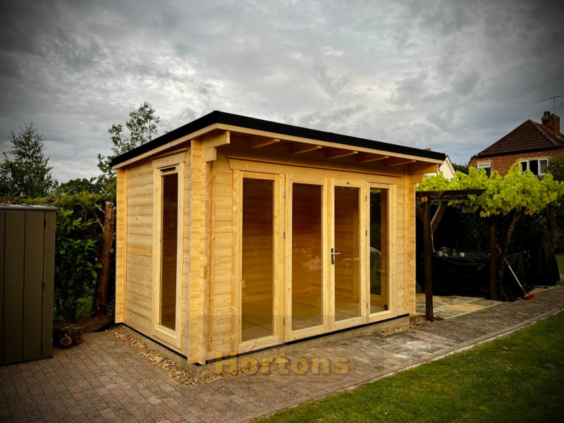 28mm, 4x2m pent roof Oxshott log cabin